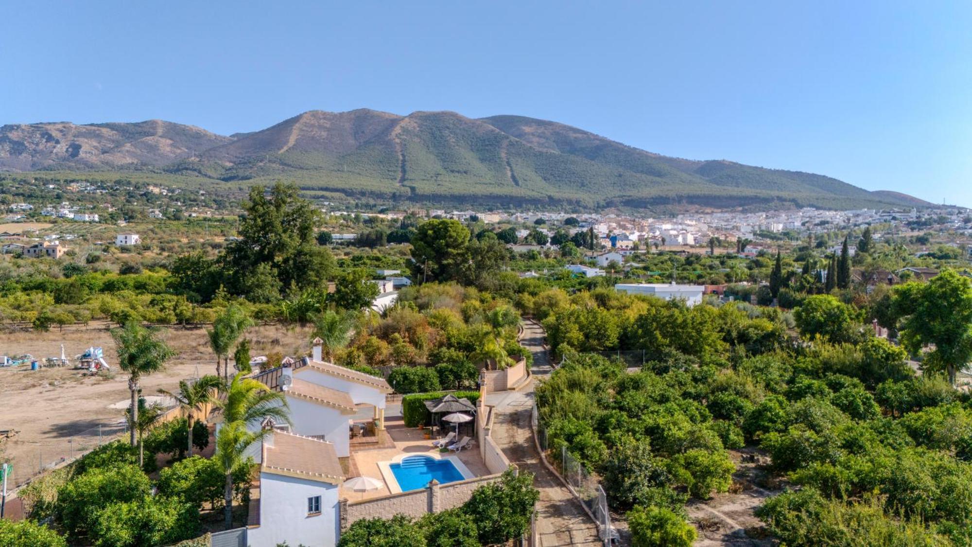 Casa Rural Tipica Andaluza, Wifi,Piscina, Barbacoa, Aire Acondicionado, 5Min Centros Альхаурин-эль-Гранде Экстерьер фото
