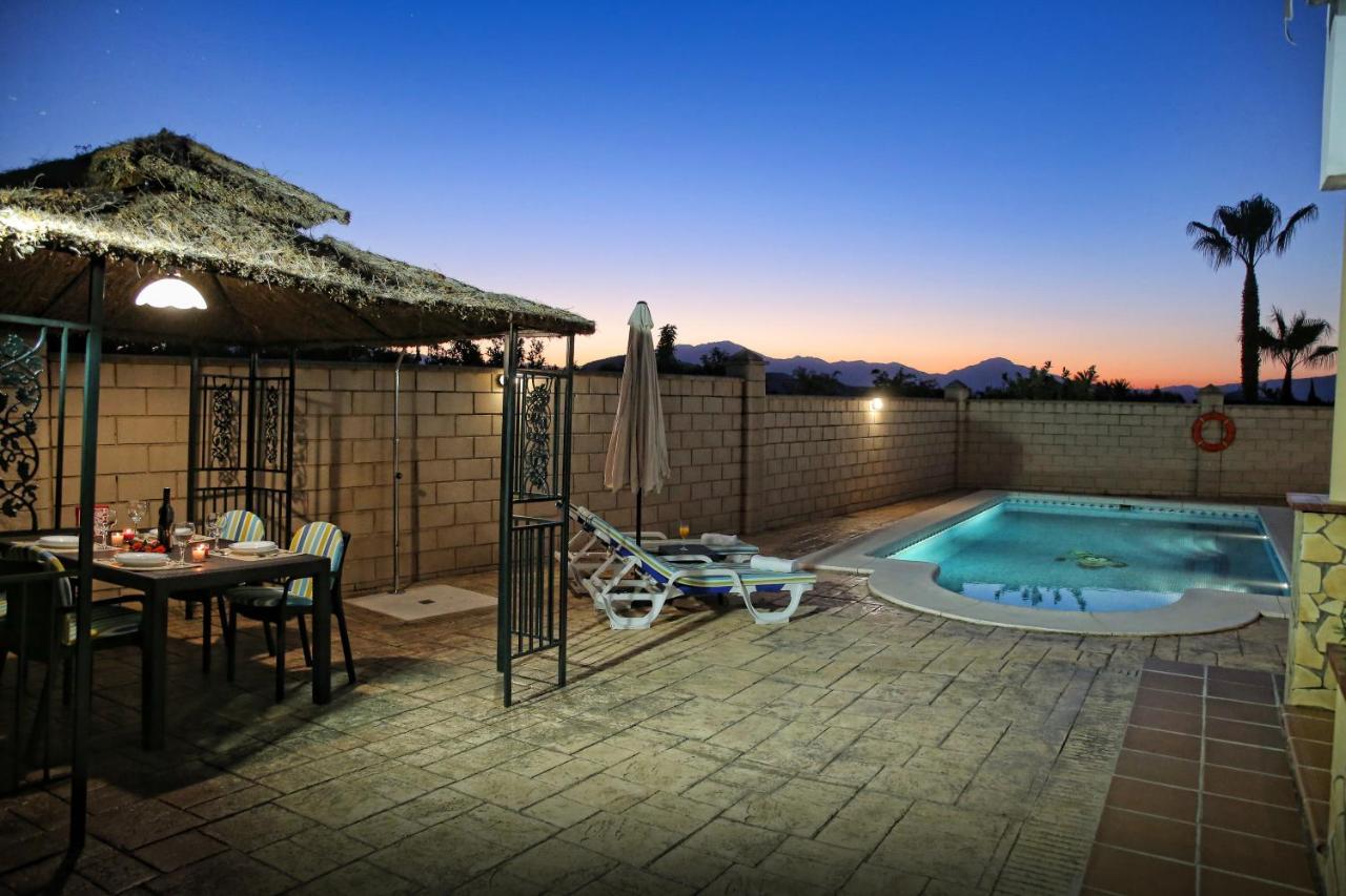 Casa Rural Tipica Andaluza, Wifi,Piscina, Barbacoa, Aire Acondicionado, 5Min Centros Альхаурин-эль-Гранде Экстерьер фото
